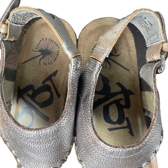 OTOB “Meditate” Silver Leather Sandals, Resort, Beach, Vacation, Summer Trendy 7 - Picture 2 of 9